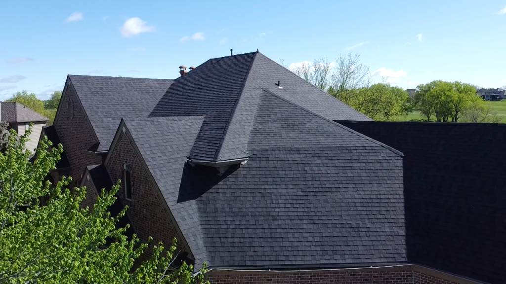 Glacier architectural shingles installed on a Nebraska home, view 1