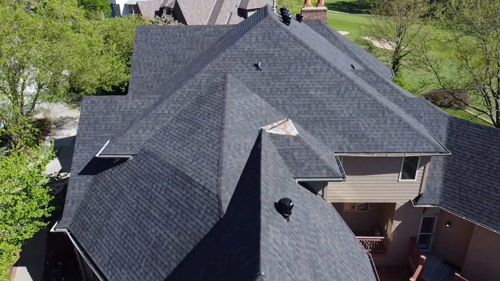 Glacier architectural shingles installed on a Nebraska home, view 2