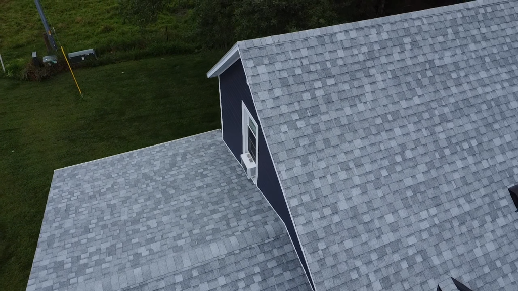 Frostone Grey architectural shingles installed on a Nebraska home, view 4