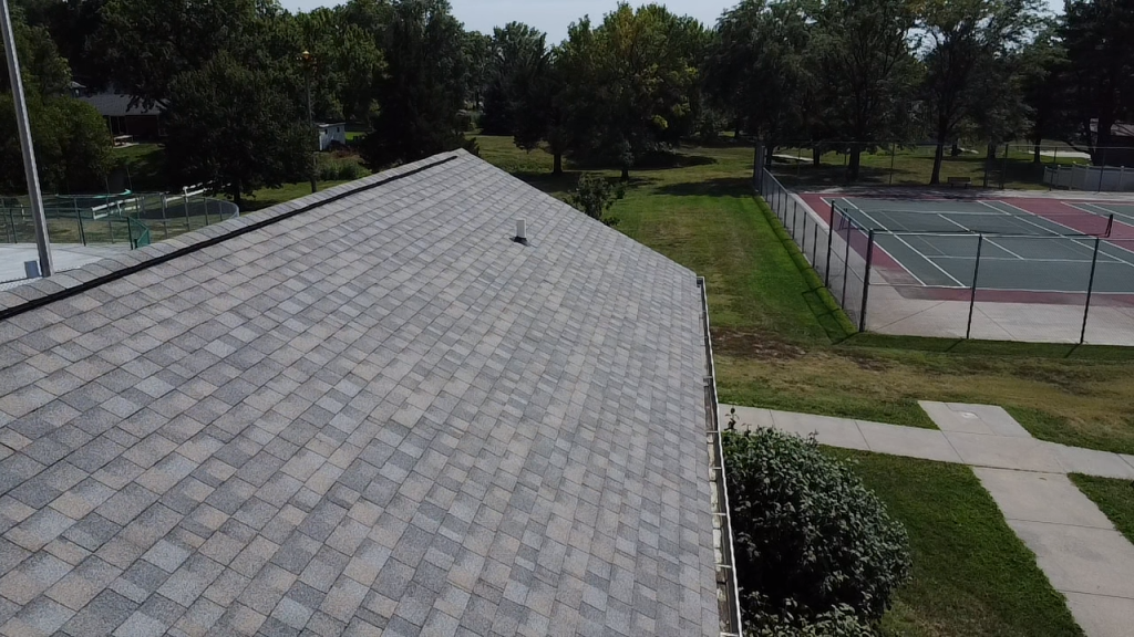 Biscayne architectural shingles installed on a Nebraska home, view 3