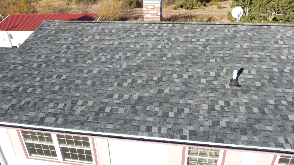 Summit Grey architectural shingles installed on a Nebraska home, view 3
